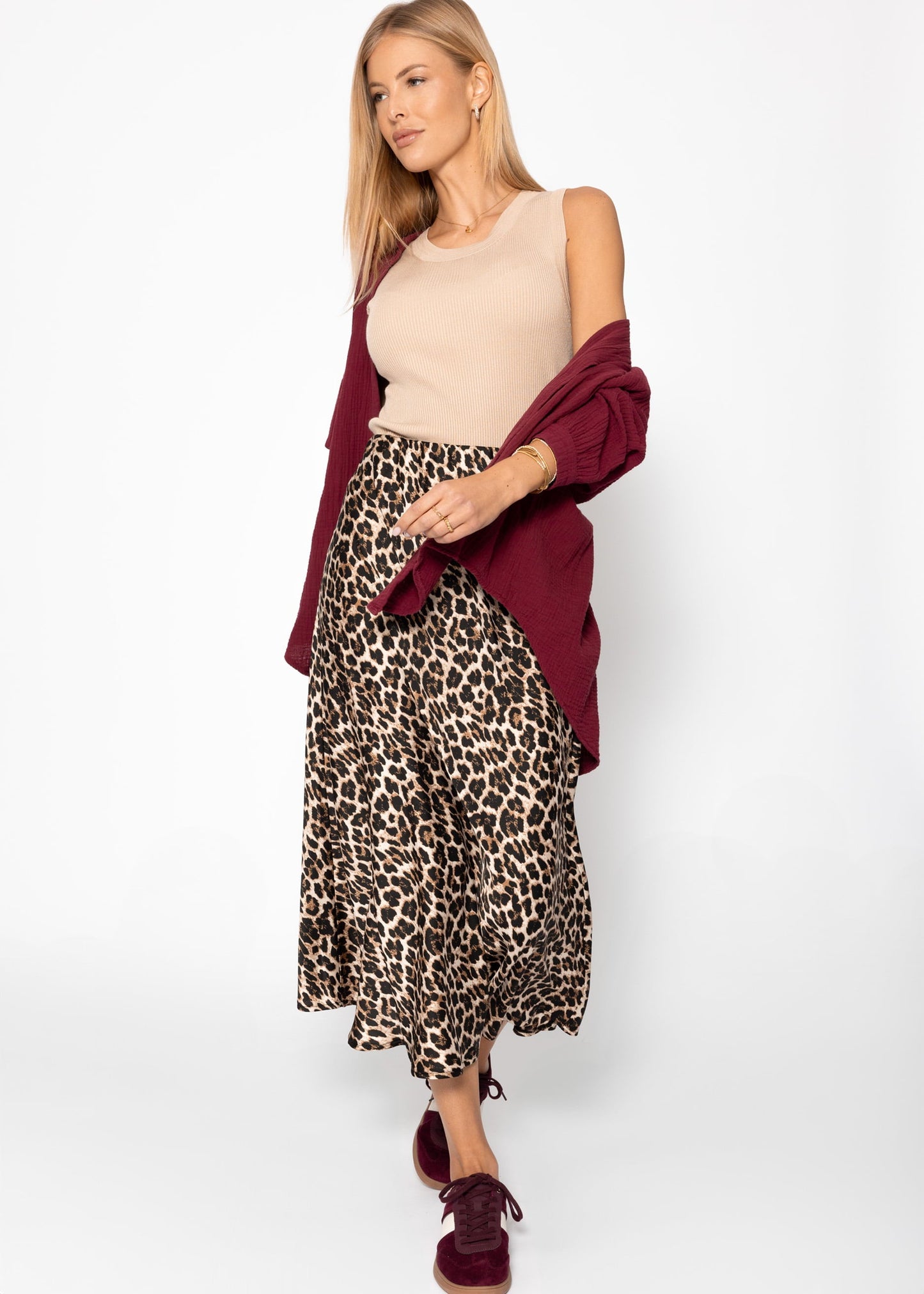 Satin Rock mit Leo-Print, braun